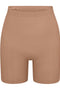 032C Mid thigh shorts