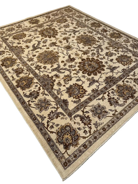 Hand-Knotted Vegetable Dye Sultanabad Rug from Pakistan, 7' 9" x 9' 10"