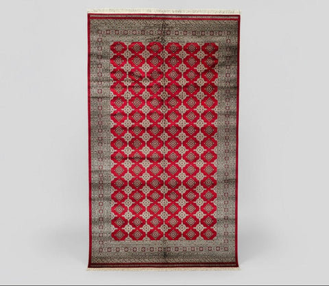 Hand-Knotted Pakistani Bokhara Rug – 100% Wool, size 9' 2" x 12' 6" (M)