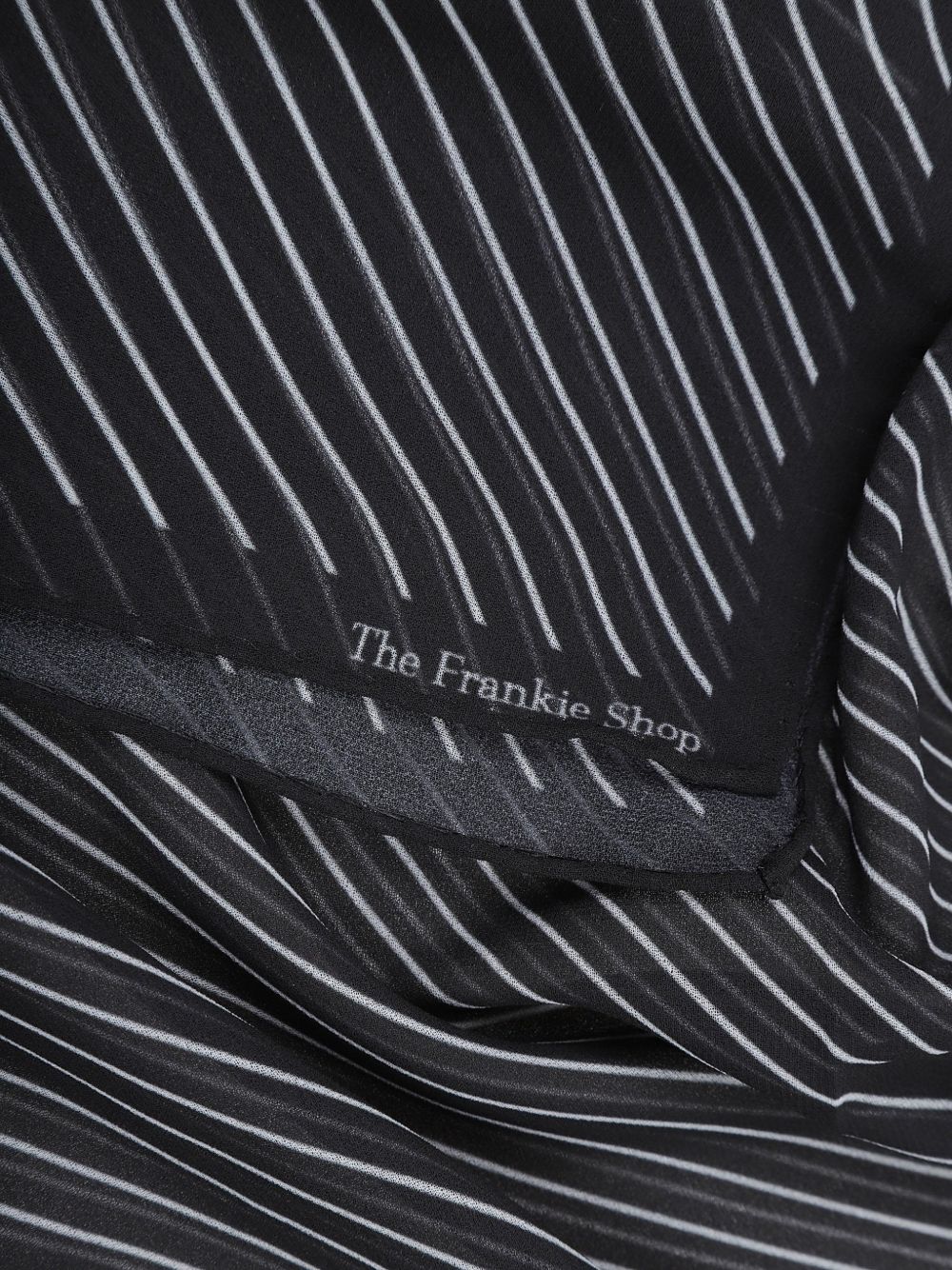 032C THE FRANKIE SHOP PRE Scarfs BLACK