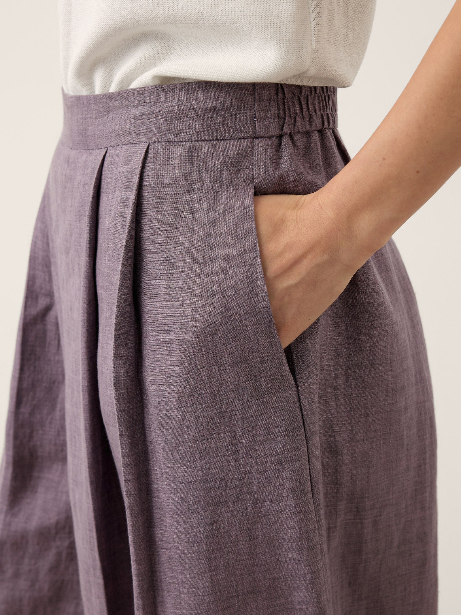 100% Linen Pleated Elastic Waist Cropped Wide Leg Pants HALCYON