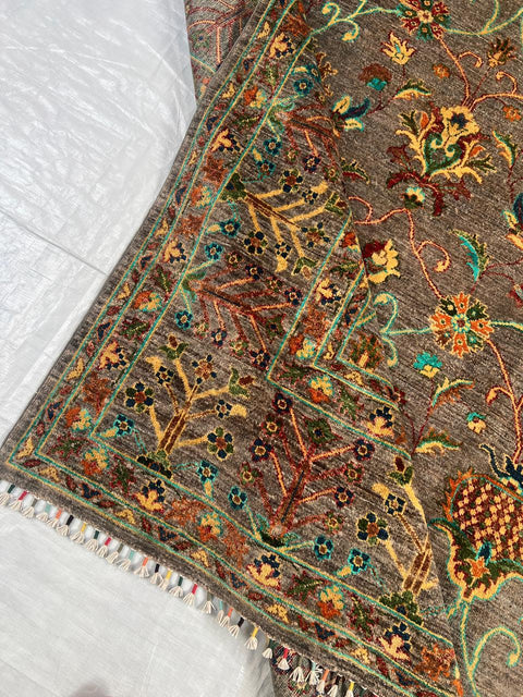 Hand-Knotted Sultanabad Vegetable-Dyed Wool Rug, 8' 5" x 11' 8"