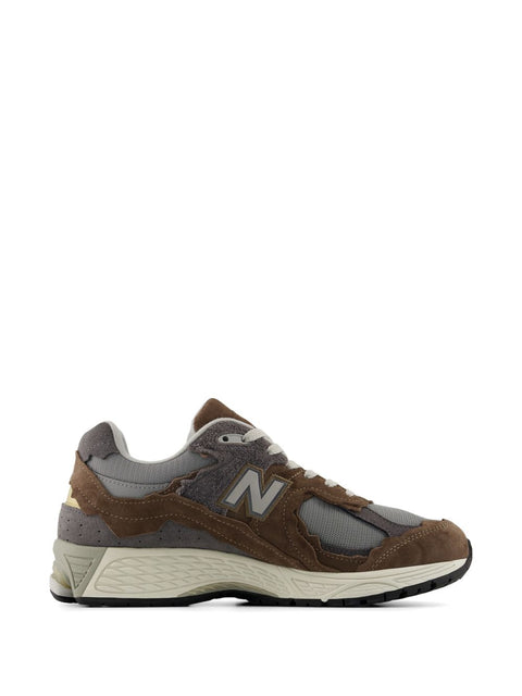 New Balance M2002D Shoes