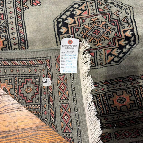 Hand-Knotted Pakistani Bokhara Rug – 100% Wool, 4' 6" x 6' 6"