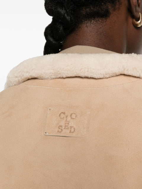 Closed Jacket