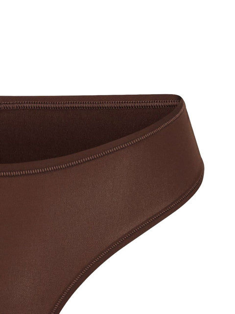 032C Thong briefs