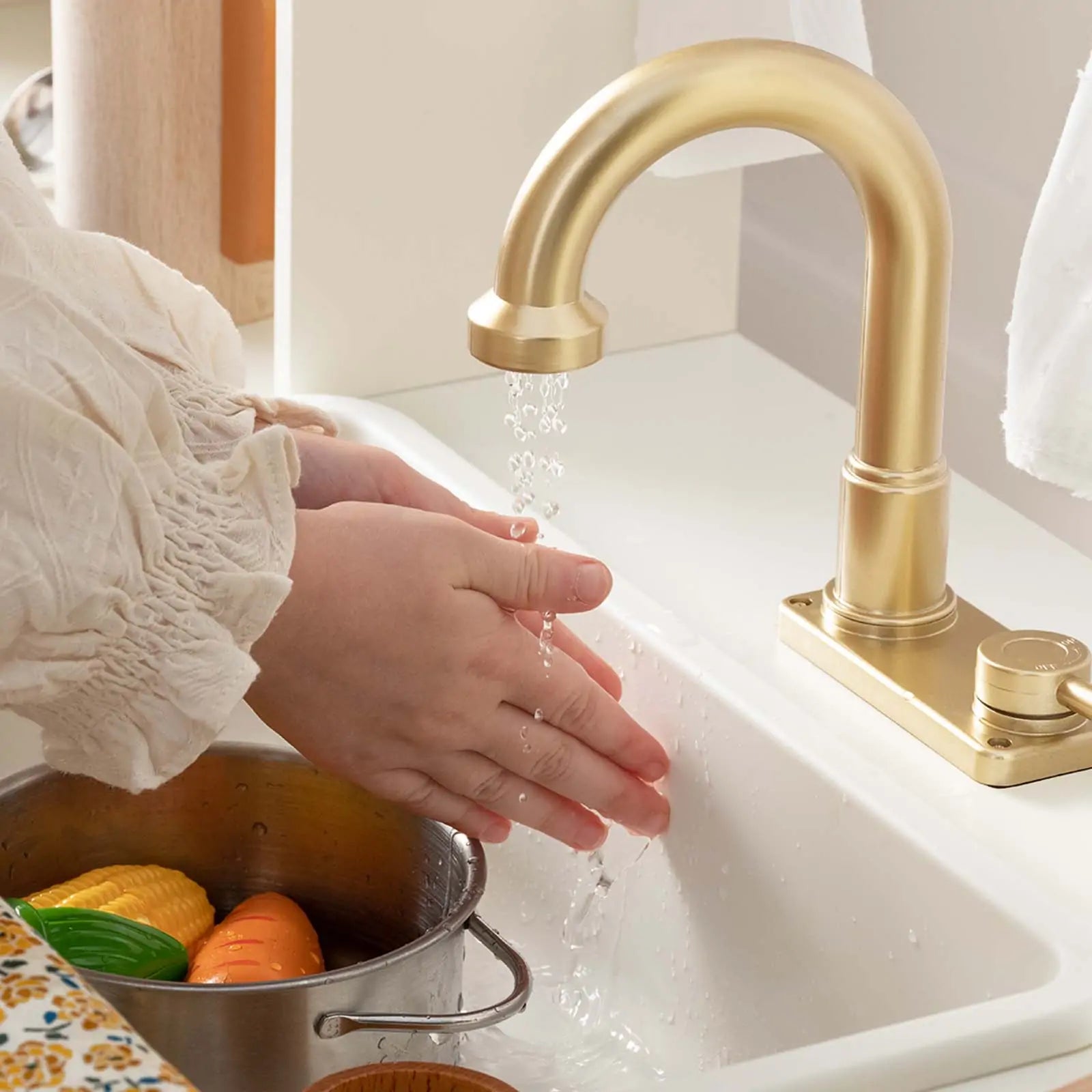 Tiny Land® Play Kitchen with Running Water - Iconic Aqua Kitchen in Cream