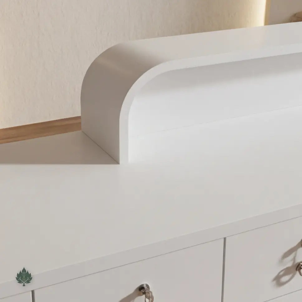 Odette · Front Reception Desk