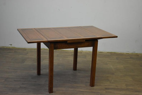 (Pre-Order Walnut Only) Mission Oak Kitchen Table with 2 Leaves - 2 Stain Options