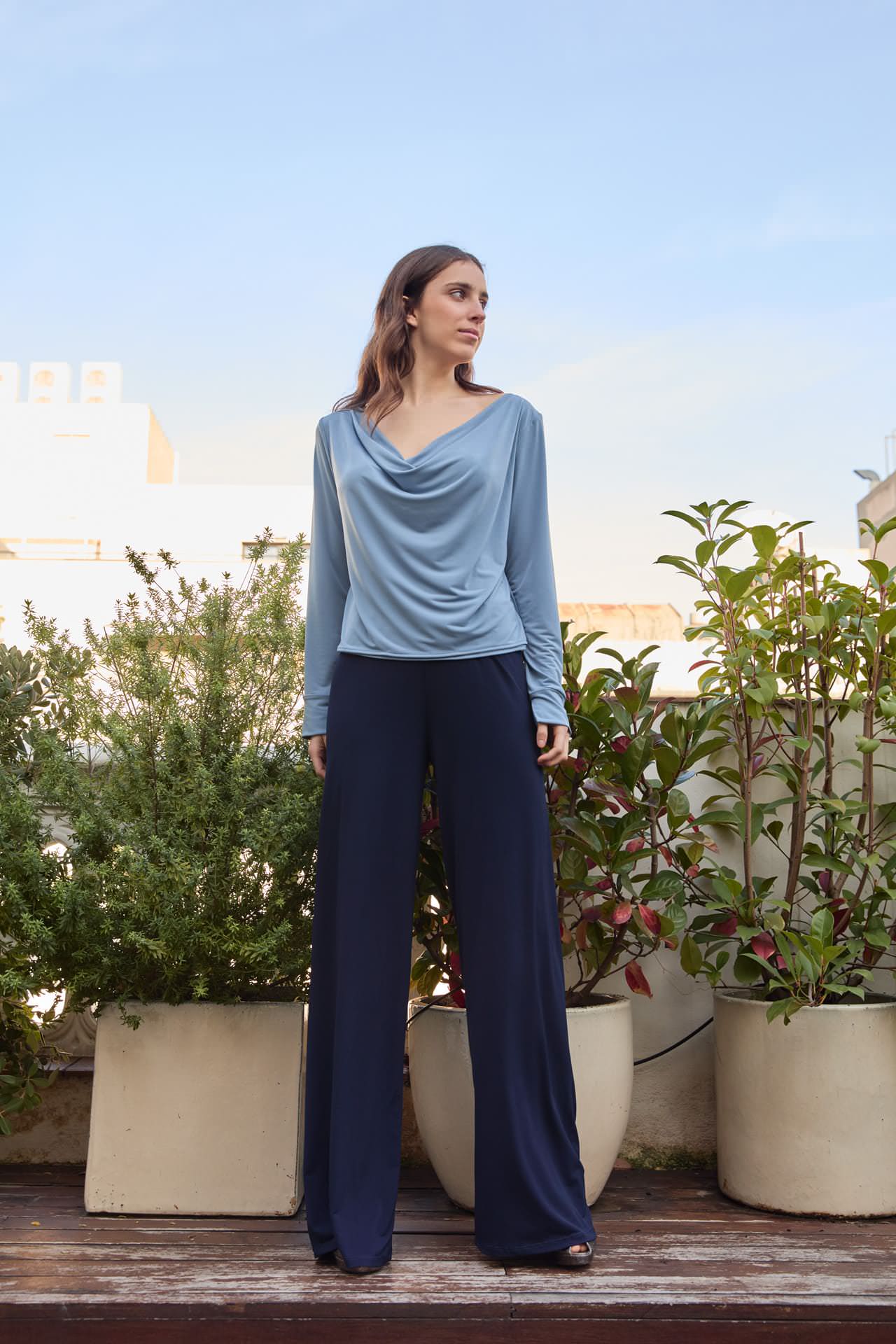 Draped Linen Top for Comfort and Breathability