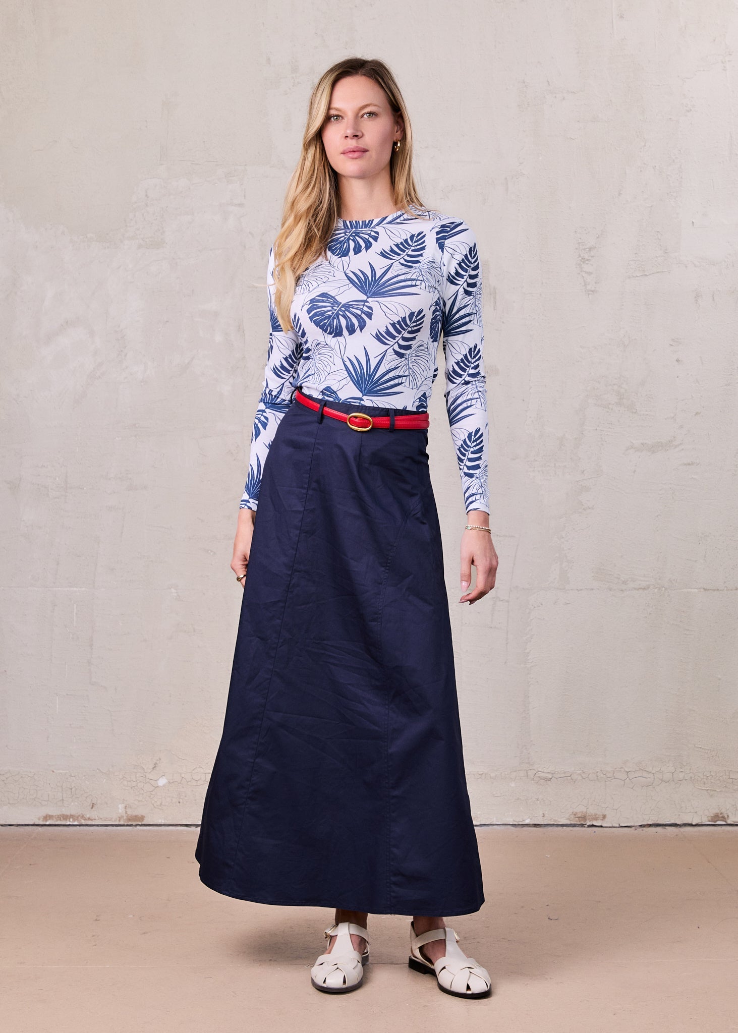 Basic Printed T-Shirt-Navy Palm
