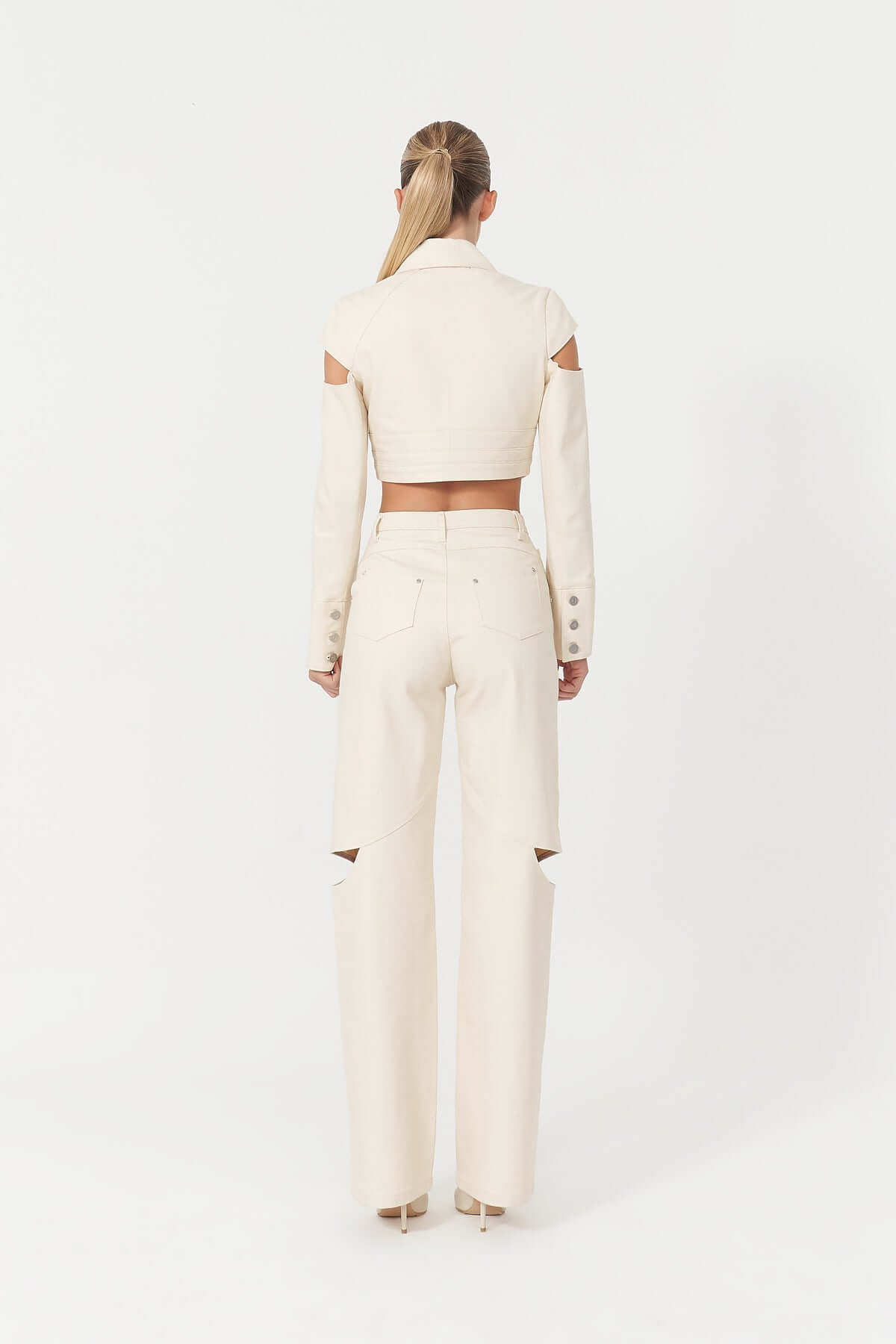 Jendue Chaby Chic Cut-Out Denim Jeans - Unique & Stylish