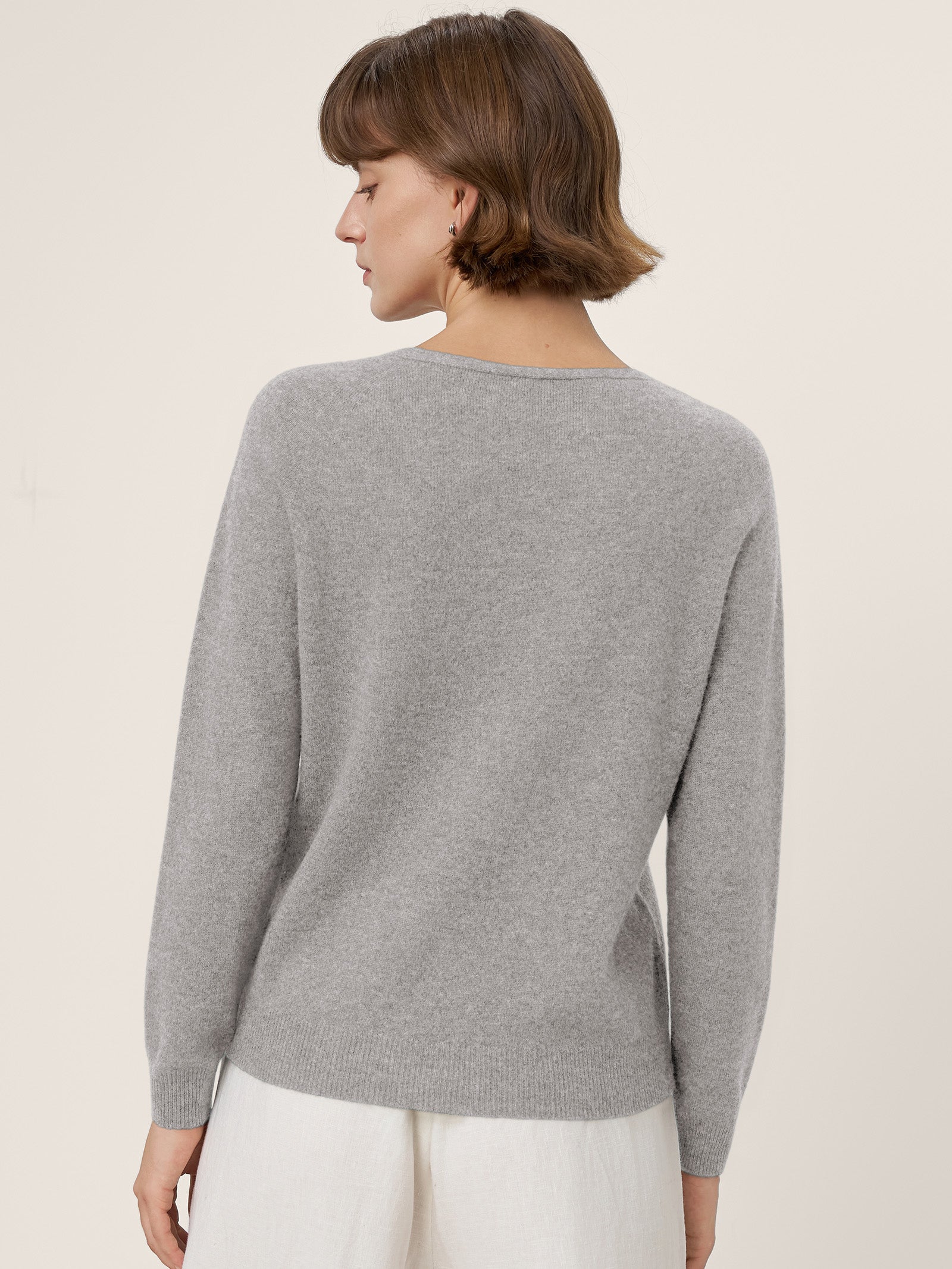 Premium Cashmere Blend Hand-Finished Seamless V-Neck Sweater SURI