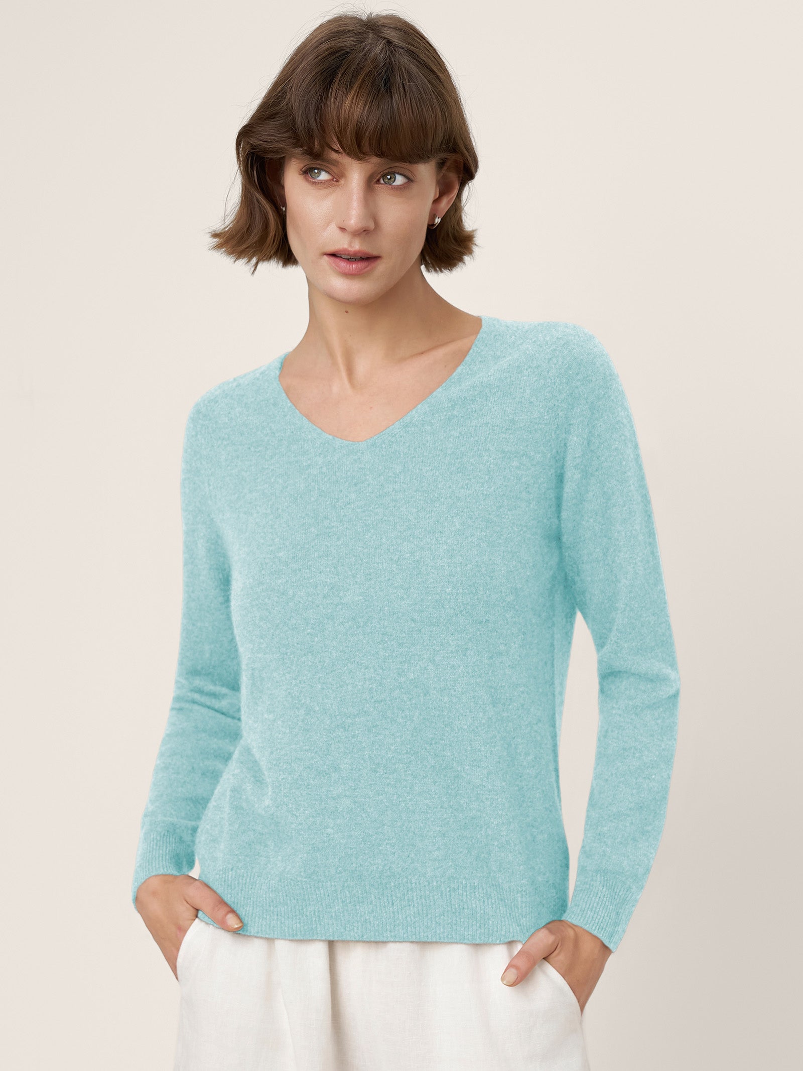 Premium Cashmere Blend Hand-Finished Seamless V-Neck Sweater SURI