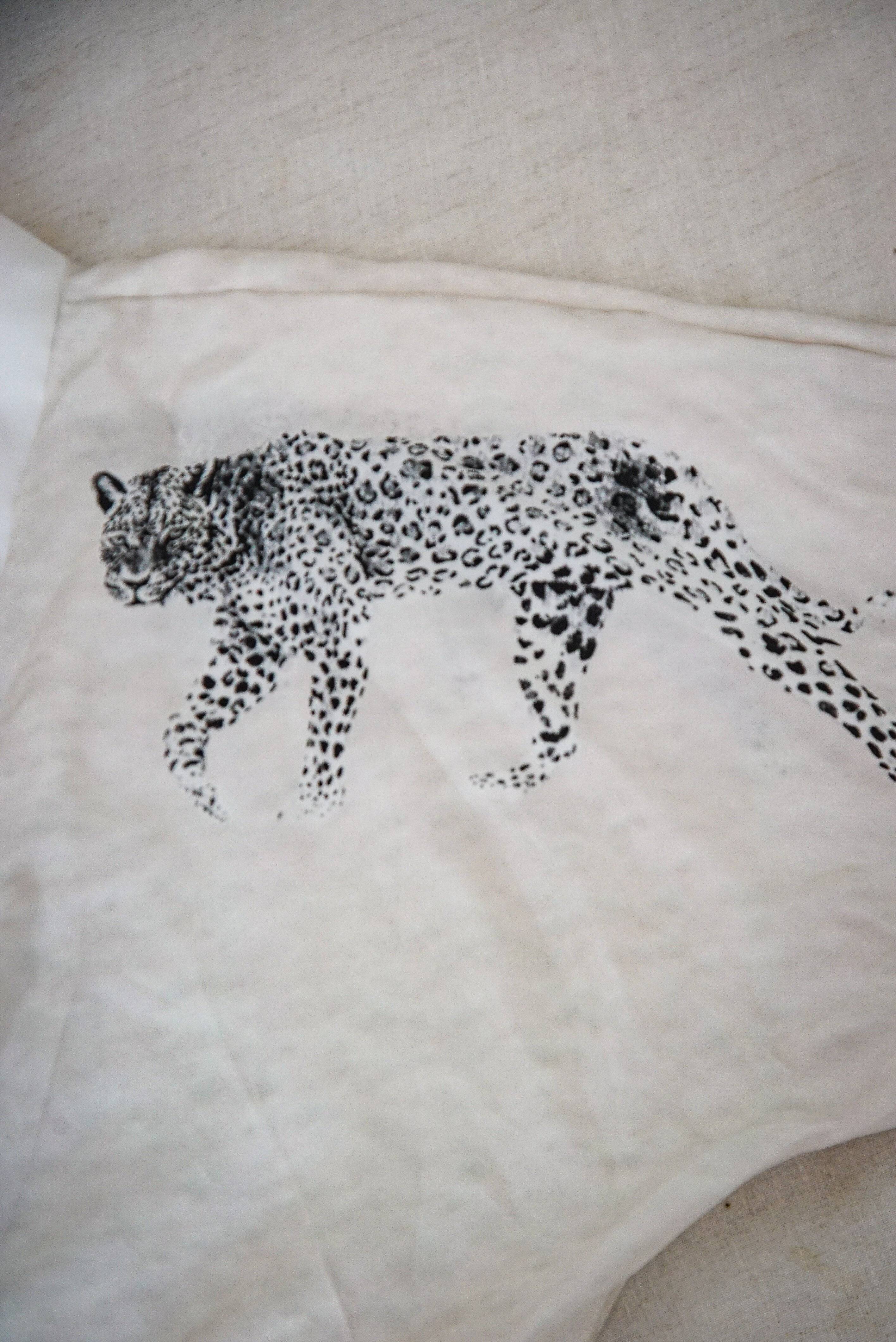 The Rigel Silk Robe In Jaguar