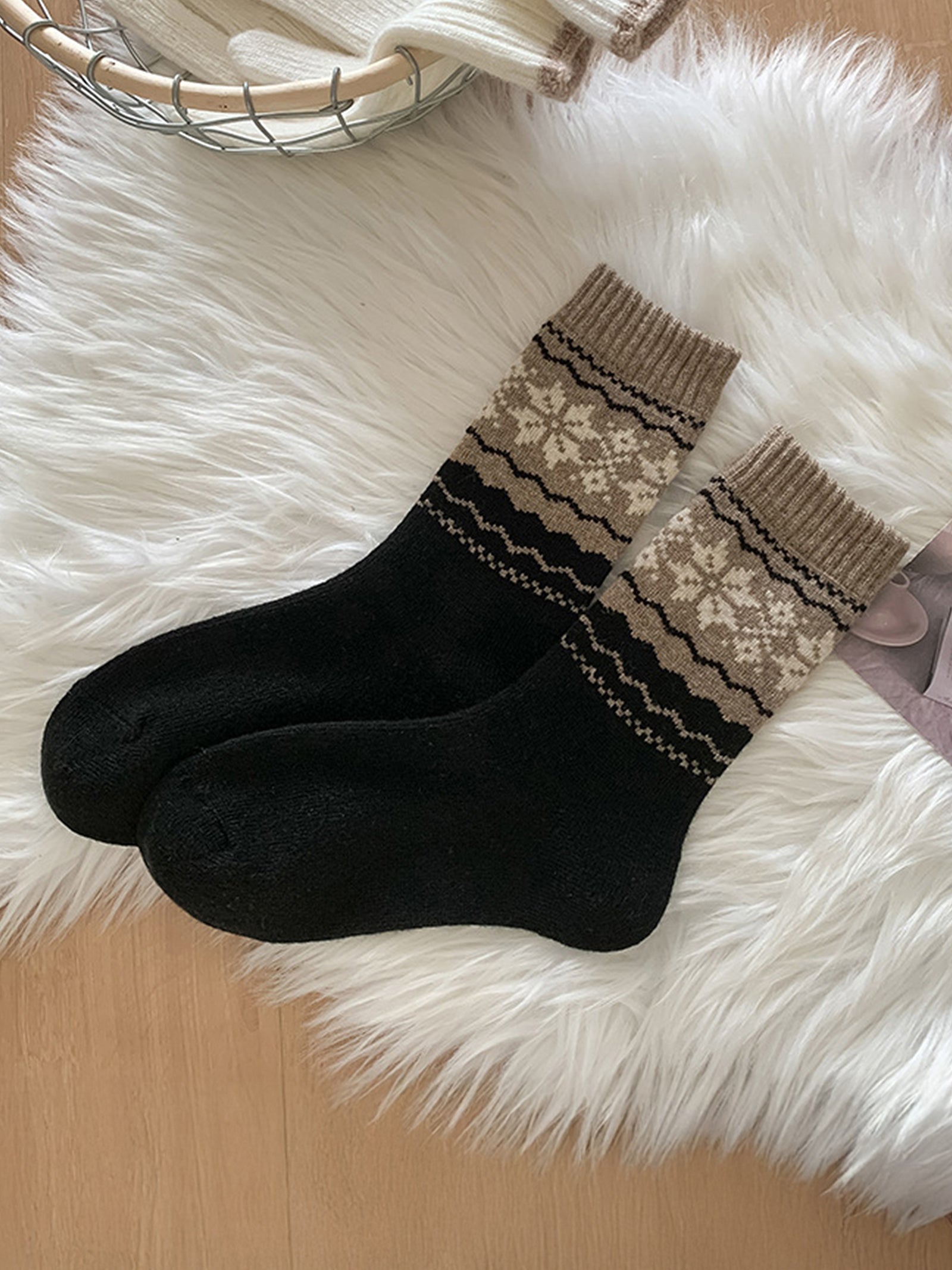 Wool Fair Isle Ethnic Jacquard Thick Slouch Mid-Calf Socks