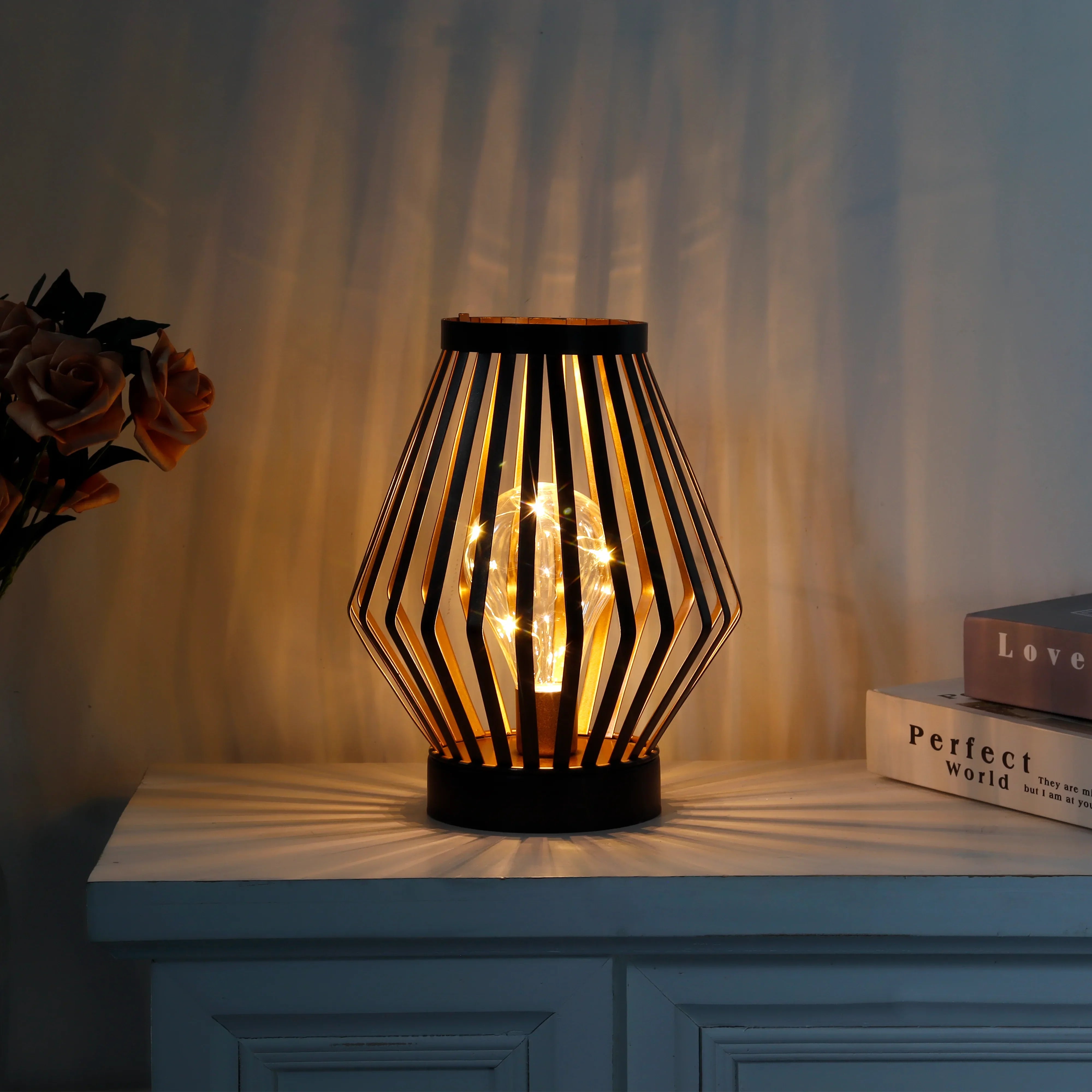 8.7”H Tall Battery powered table lamp(Diamond)