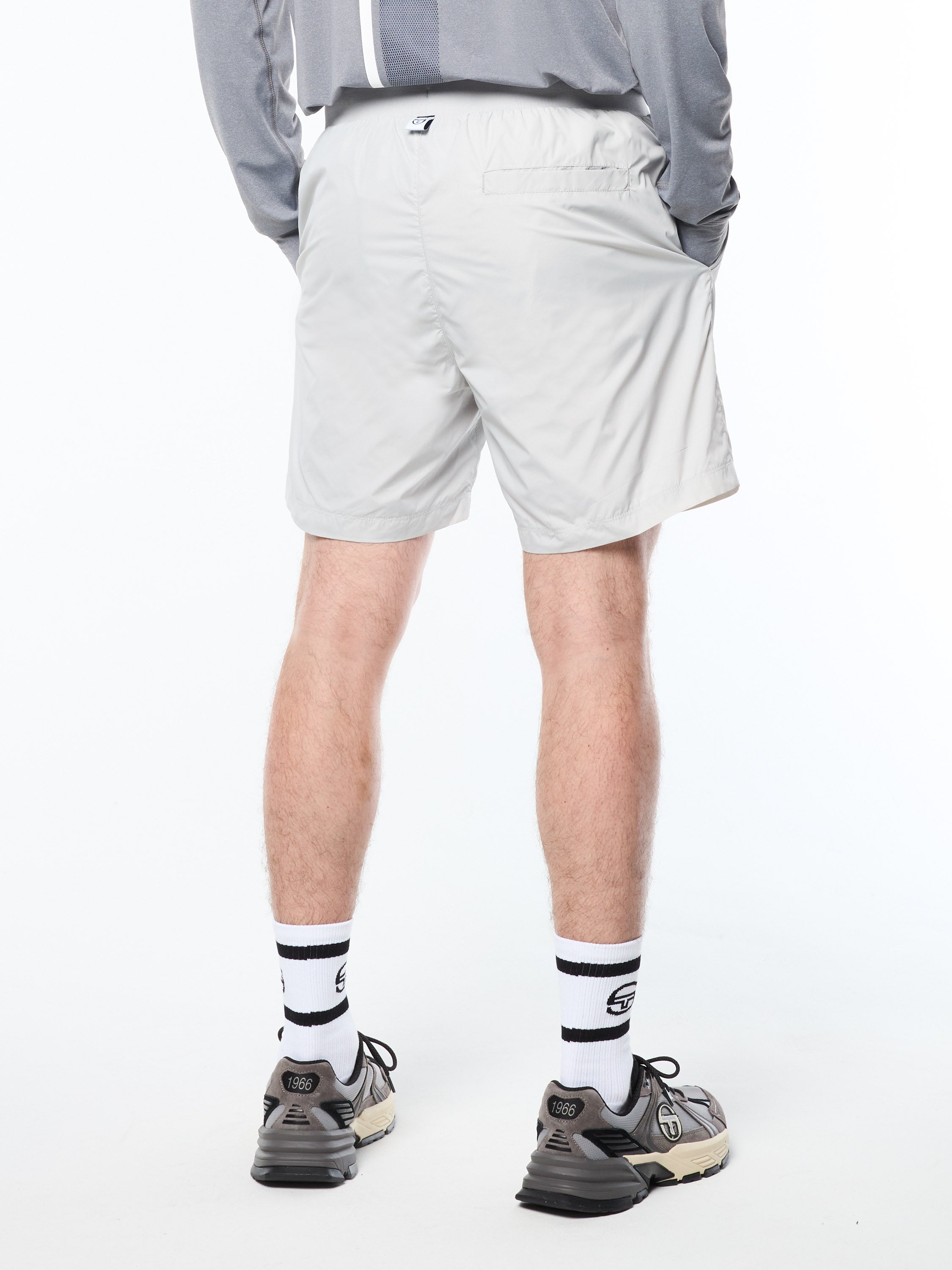 Attivo Damarindo Short- Quiet Shade