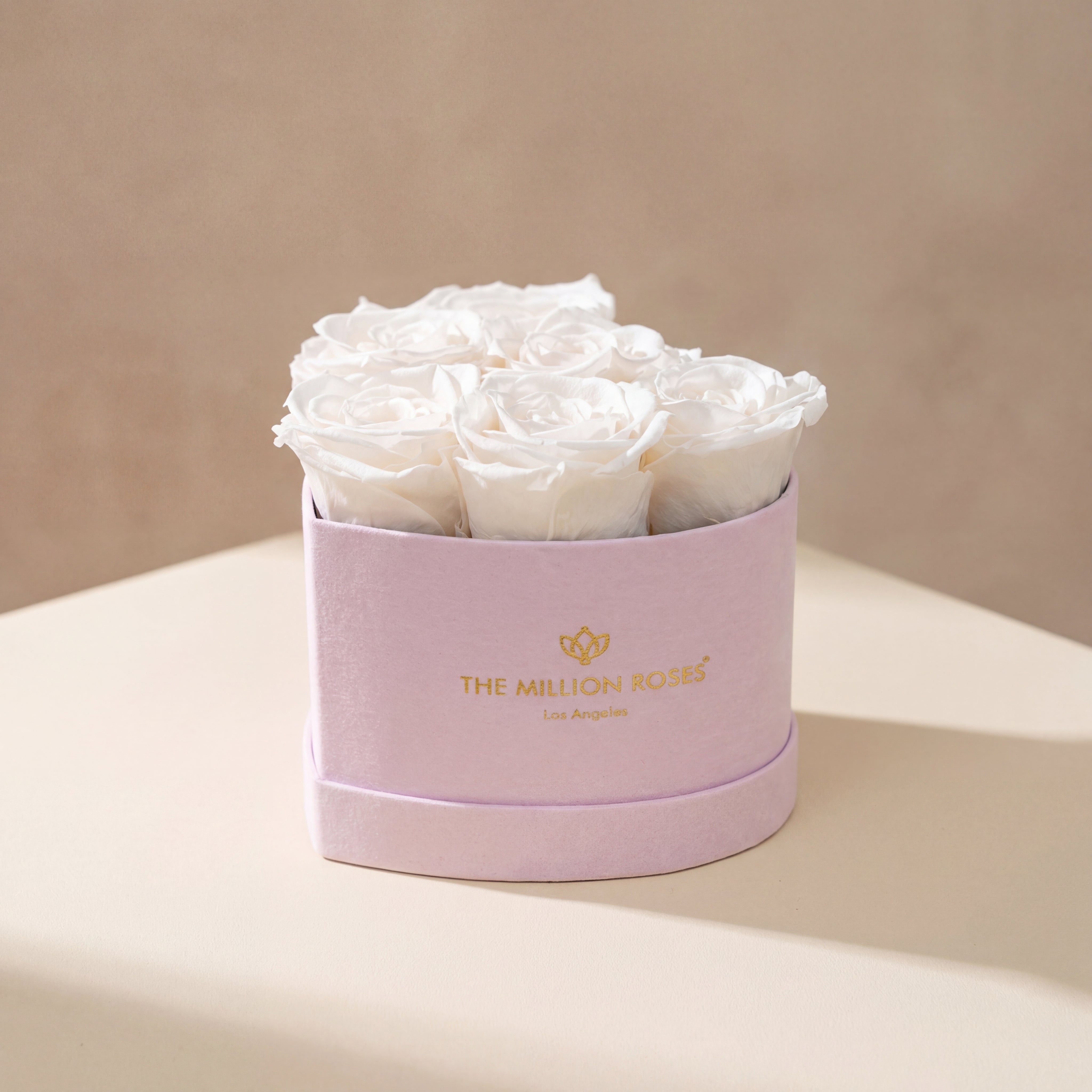 Baby Heart Light Pink Suede Box | White Roses