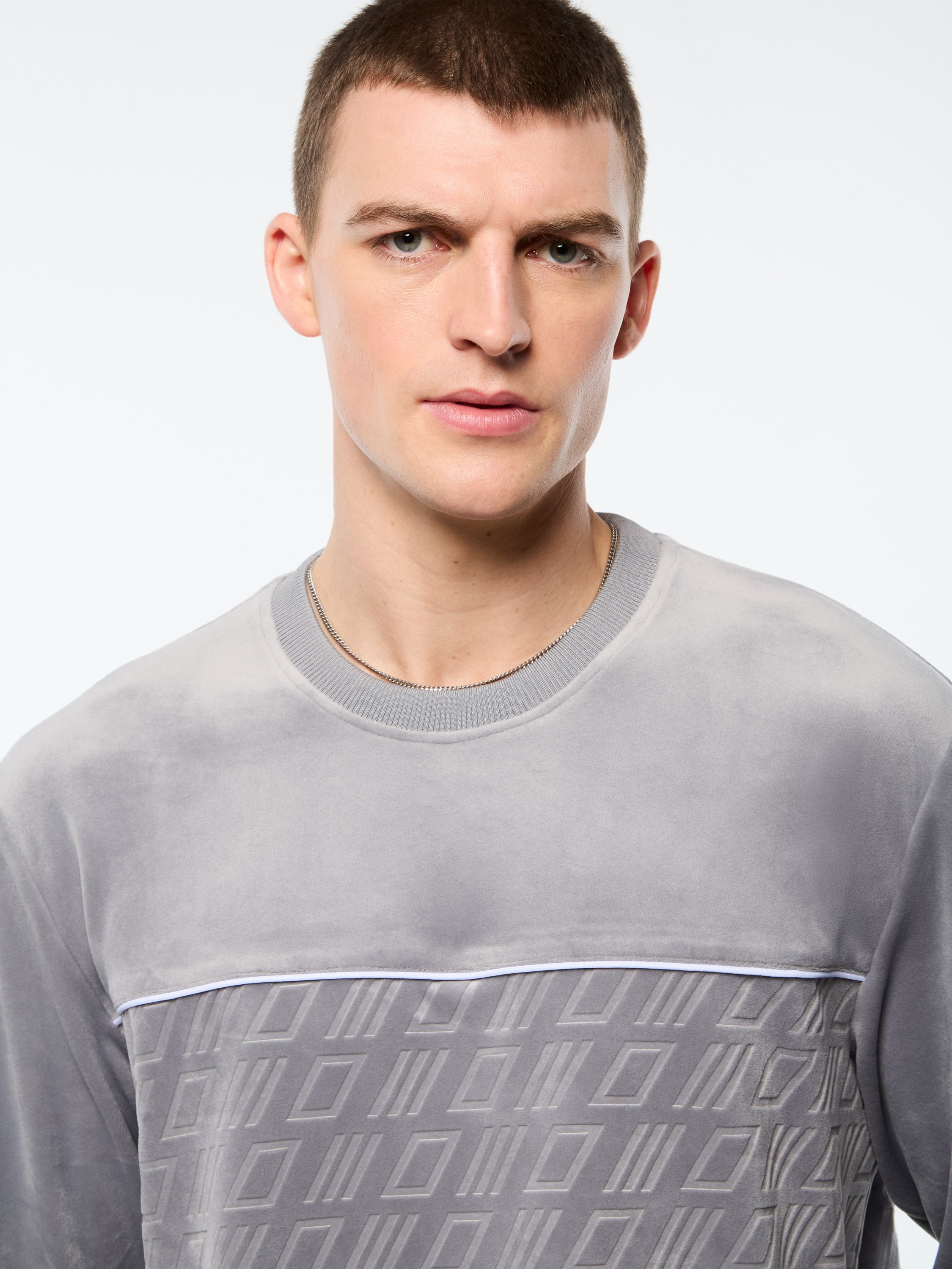Bandiera Debossed Velour Crewneck-Sleet