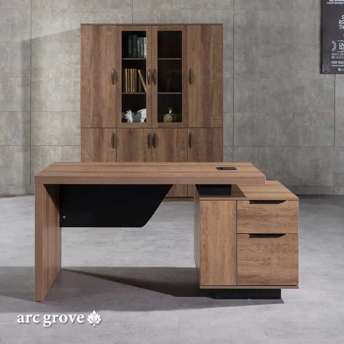 Bayly · 6′ wide Modern Office Desk