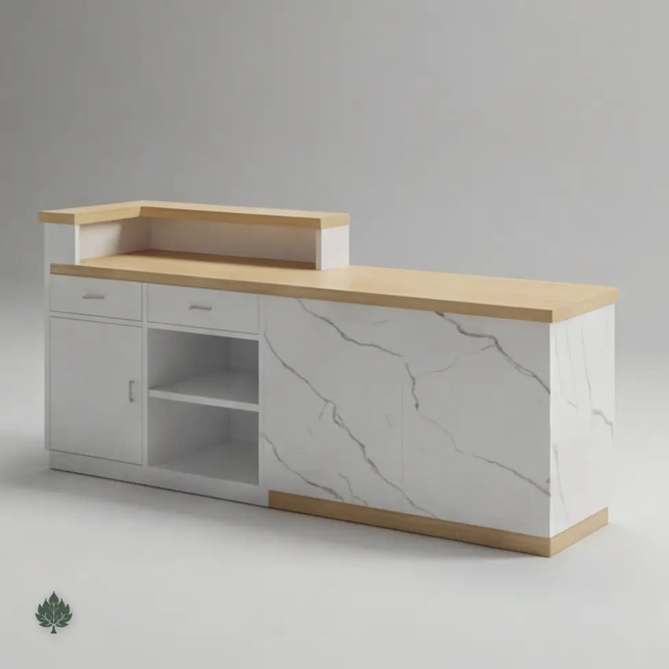 Beatriz · Front Reception Desk