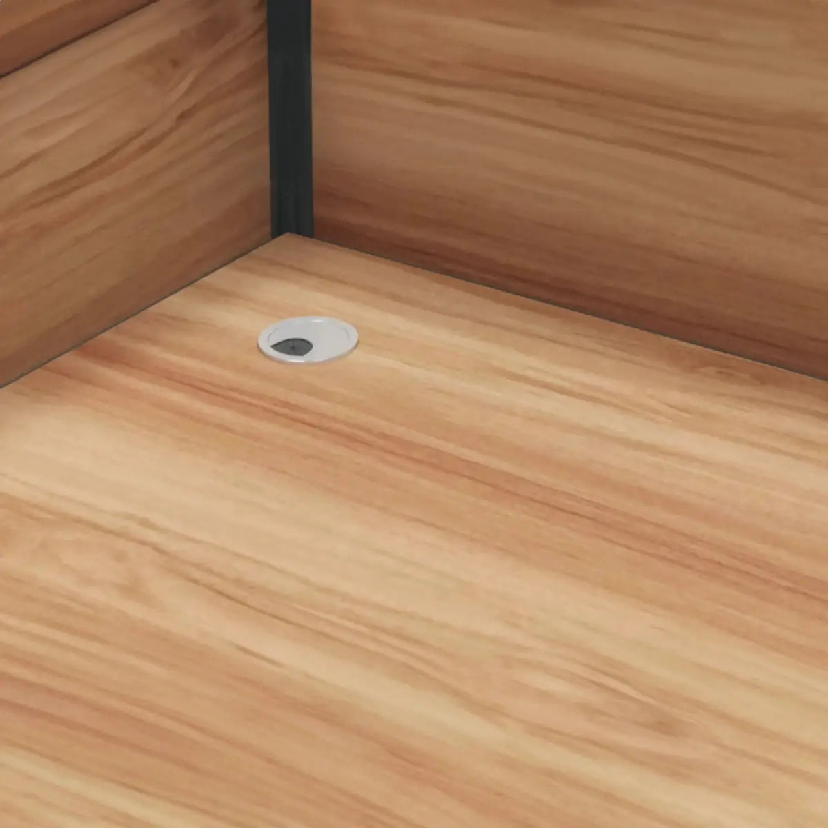 Brivan · Straight Workstation Cubicle
