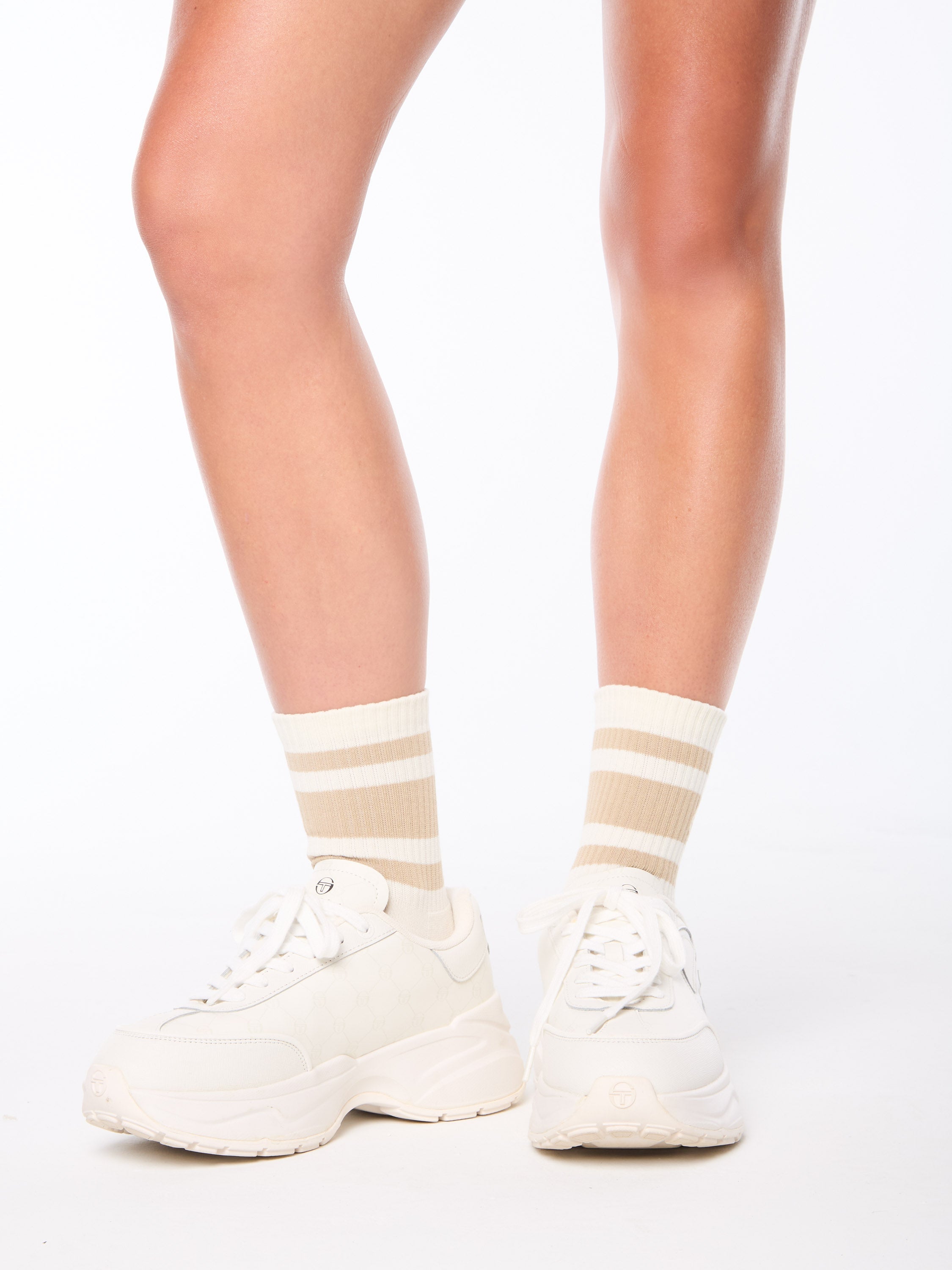 DI Base Logo Sock-Gardenia