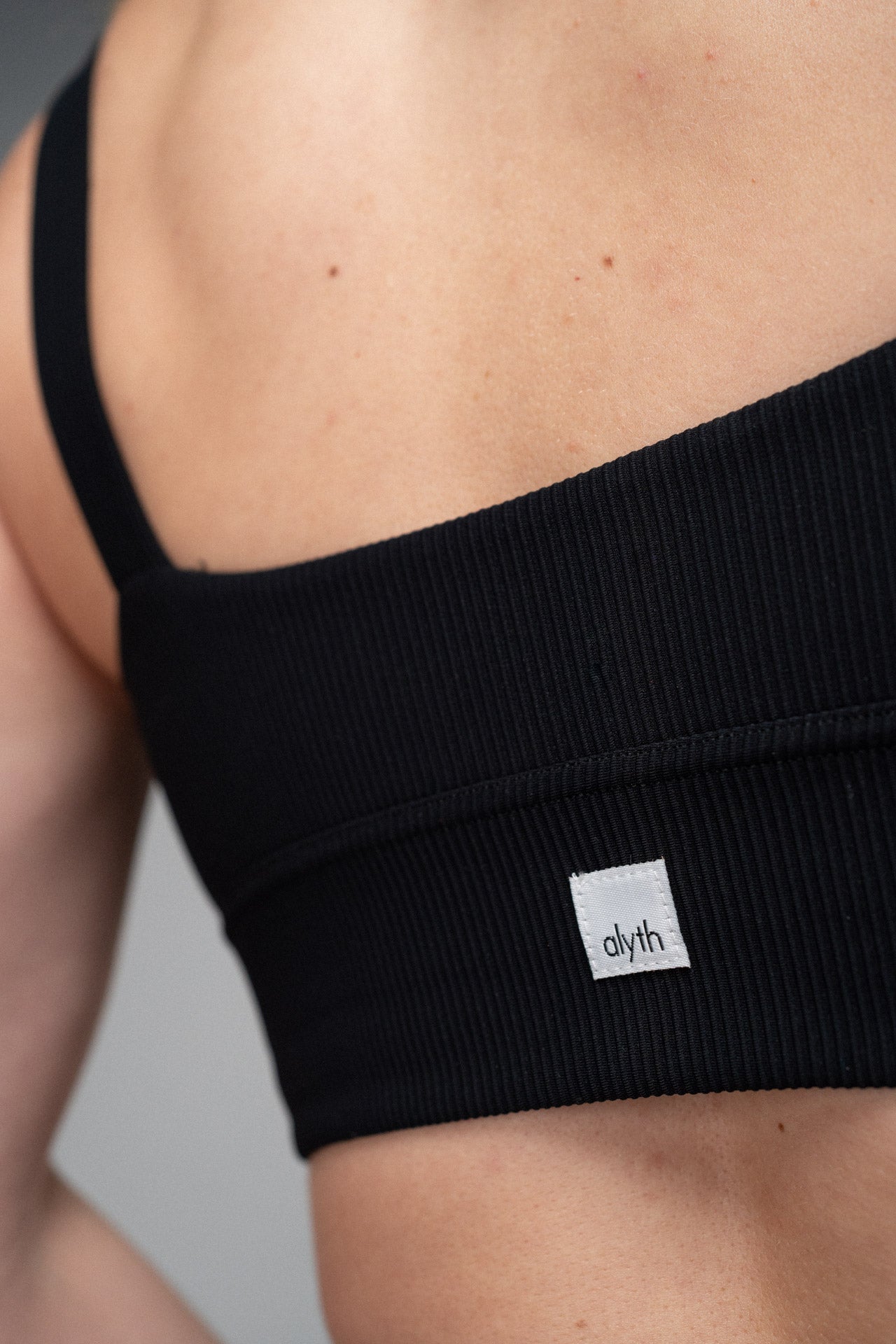 DYNAMIC devoted sports bra