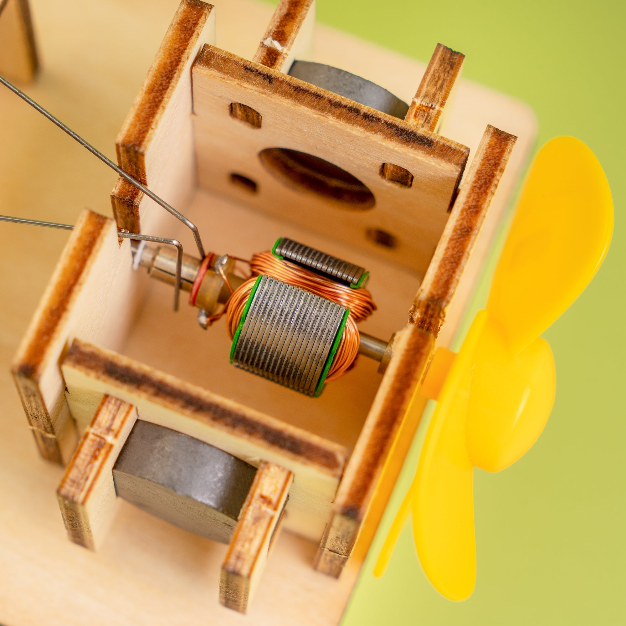 Electric Motor DIY Kit, Educational STEM Toy