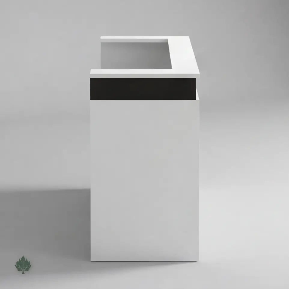 Elric · Front Reception Desk