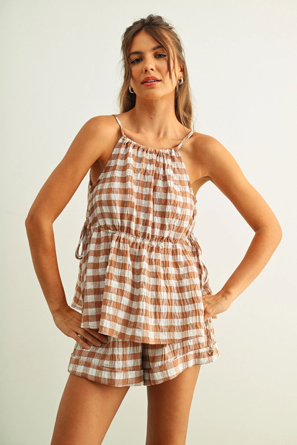 Gingham Sleeveless Elastic Band Waist Top - Brown