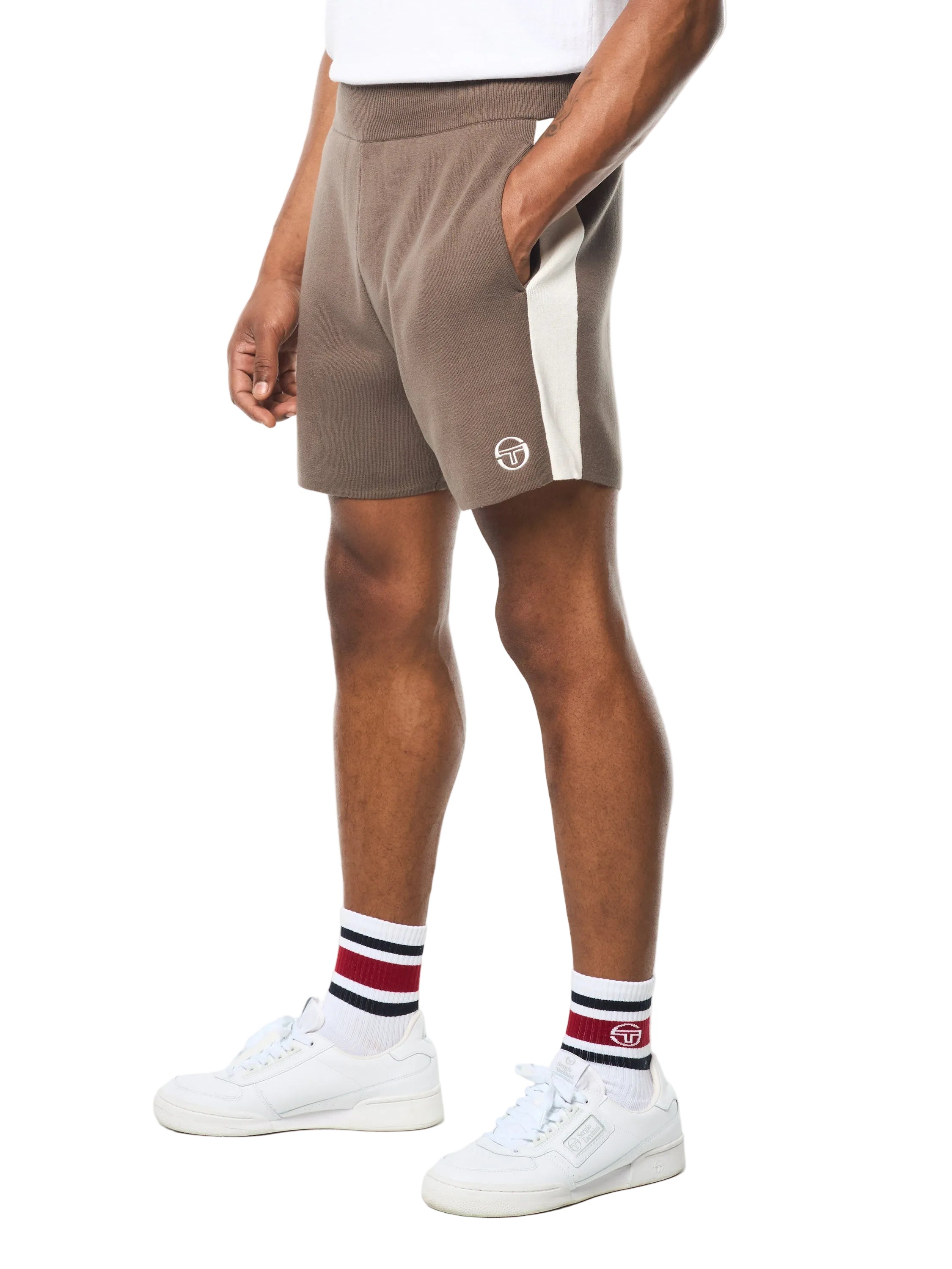Giovane Short- Morel