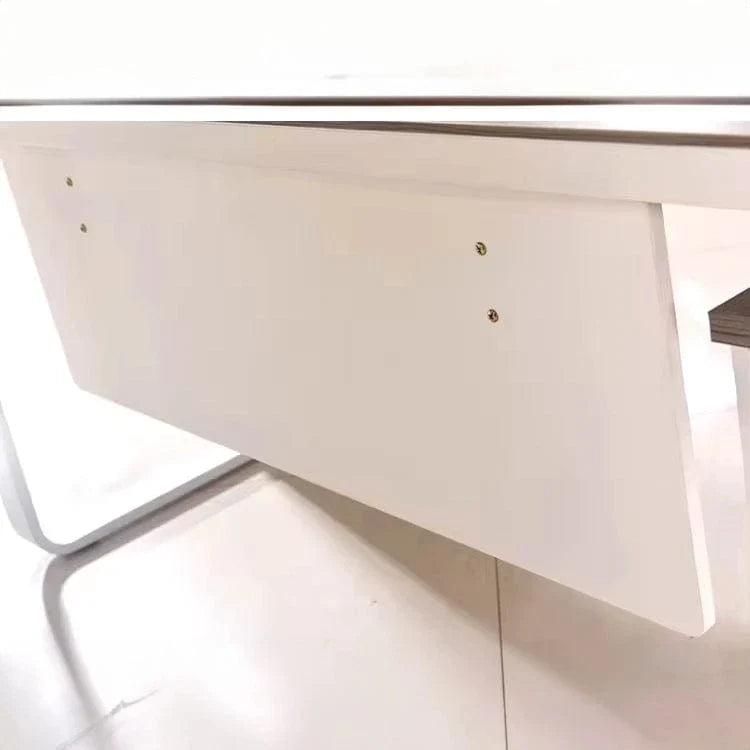 Halley · Modern L-Shaped Desk