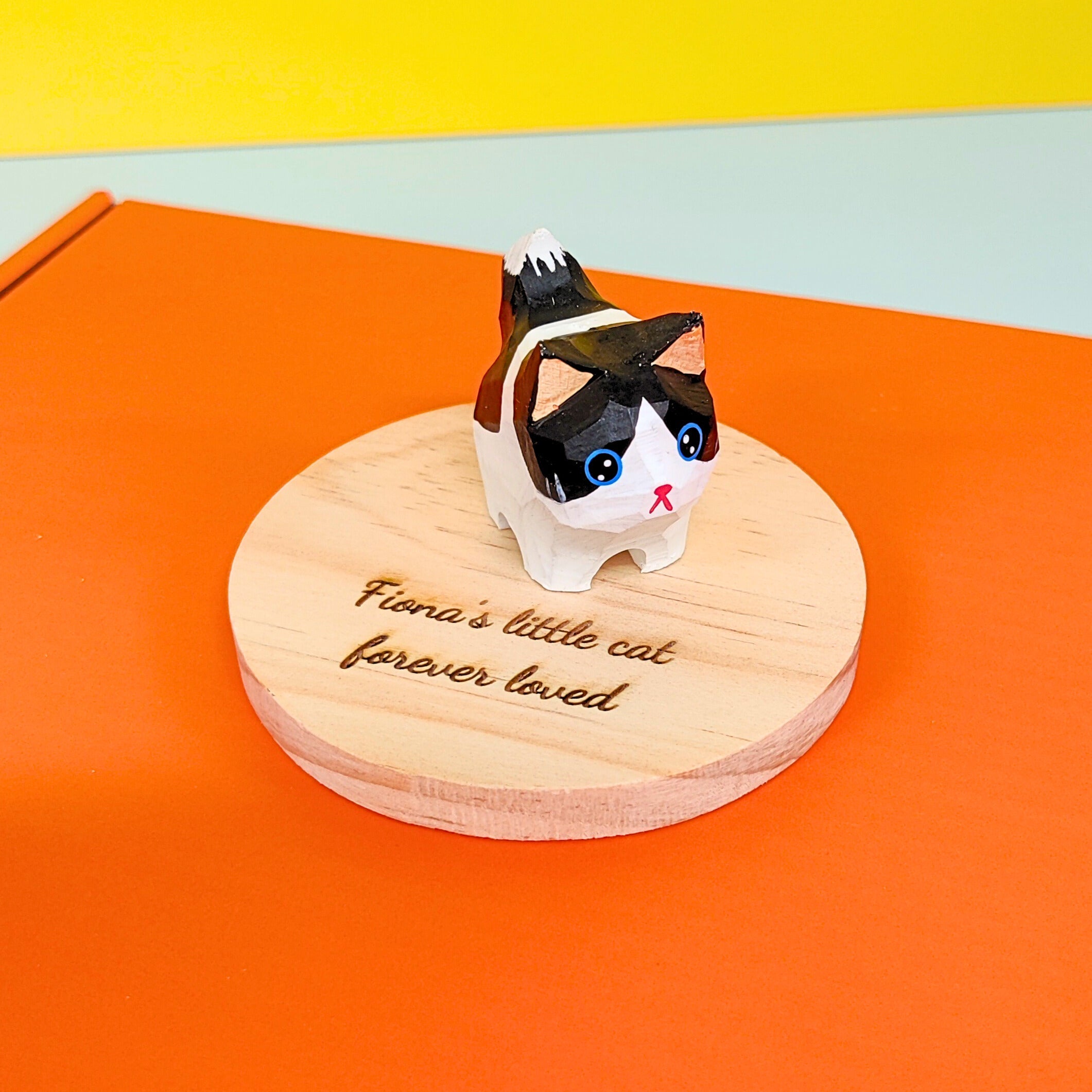 Hand-Carved Cat Painting Kit – Paint Two Cats, Create a Keychain