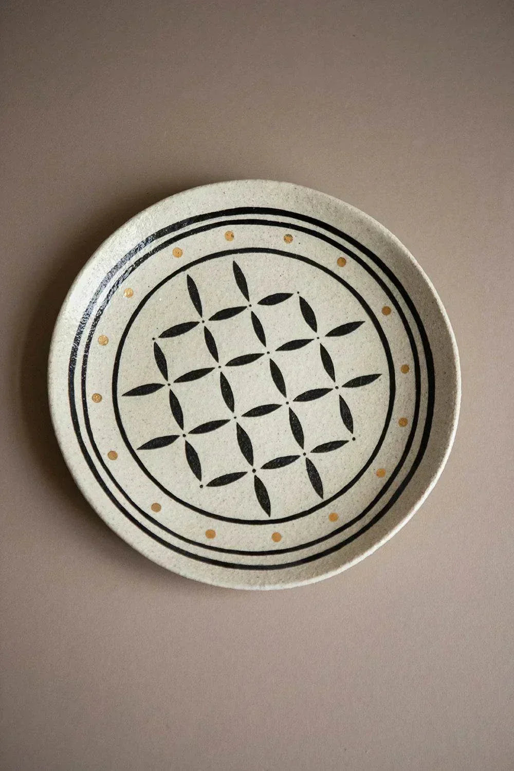 Hand Painted Stoneware Dinner Plate: Handmade Heritage Collection