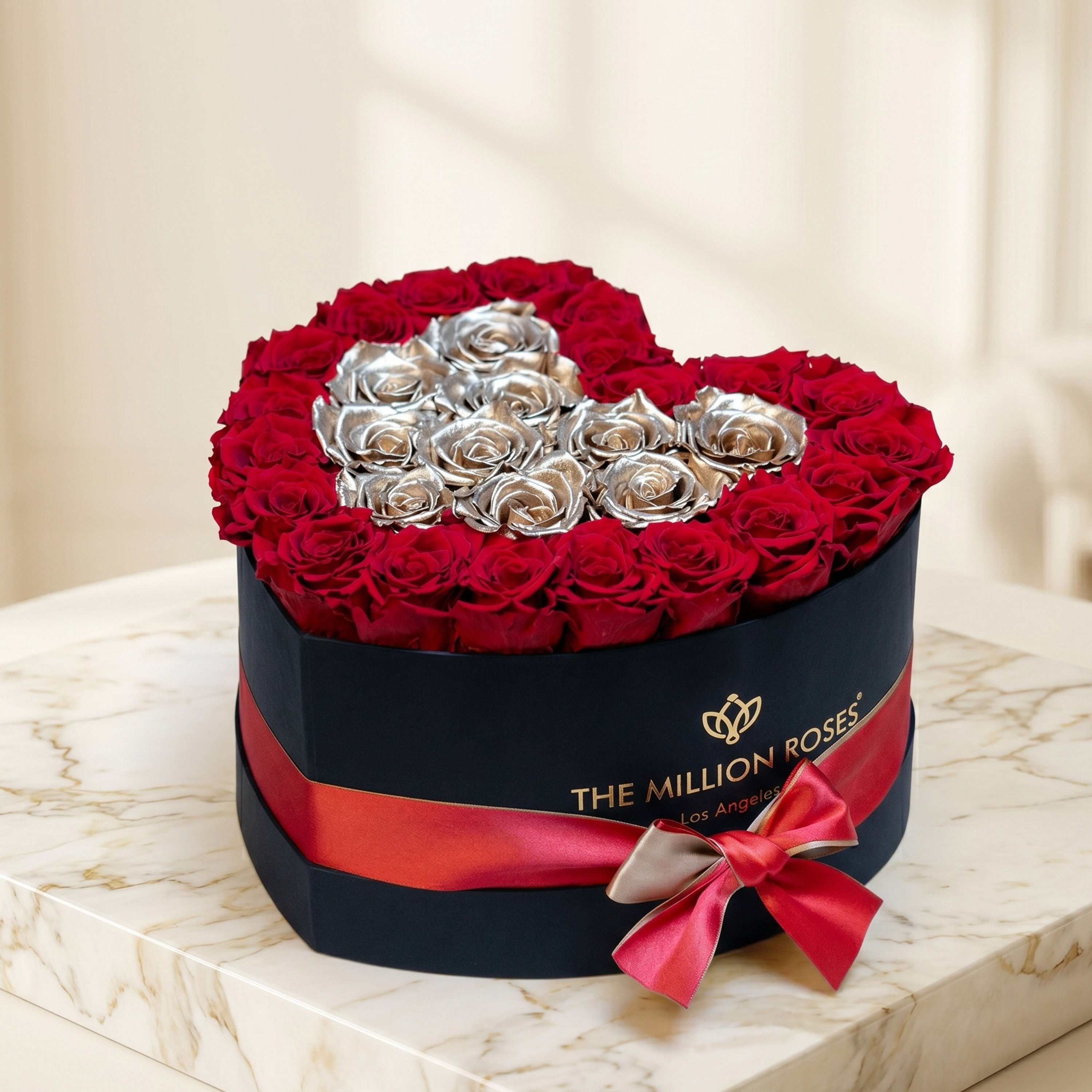 Heart Black Box | Red & Gold Roses