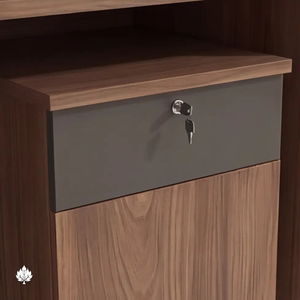 Ismere · Front Reception Desk