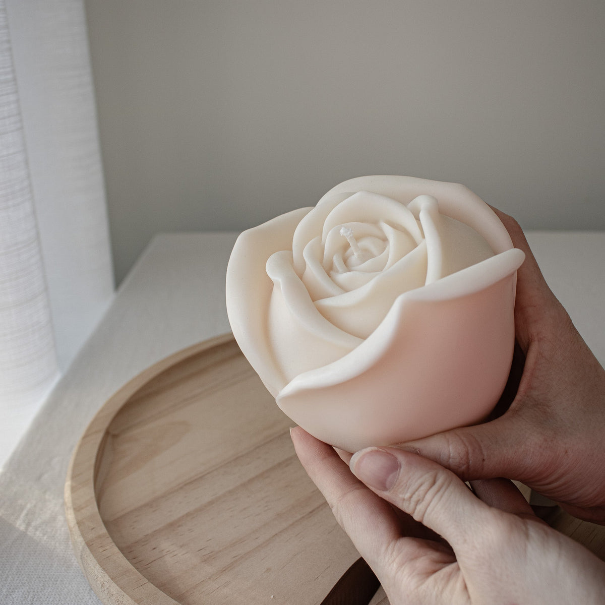 Large Rose Shaped Candle