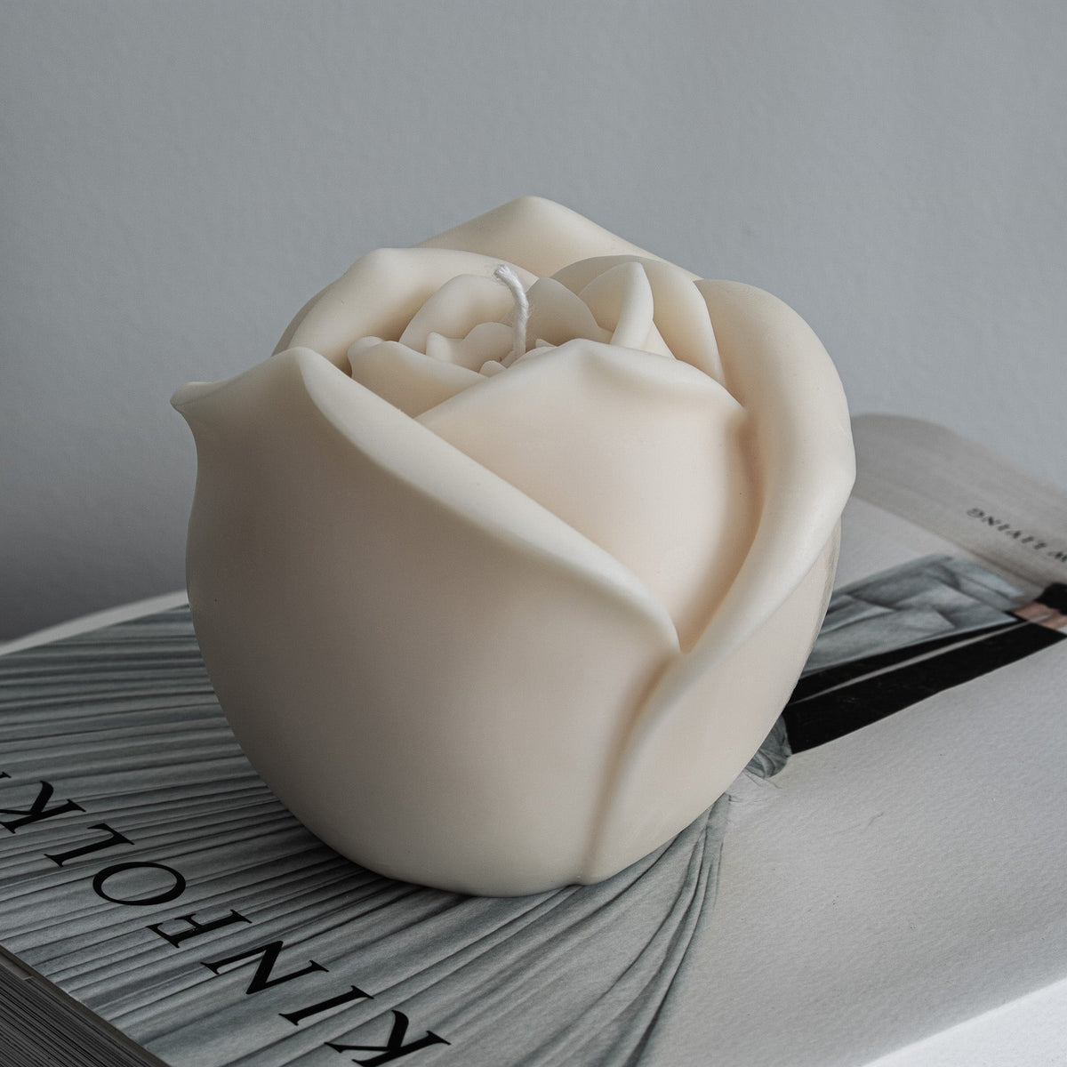 Large Rose Shaped Candle