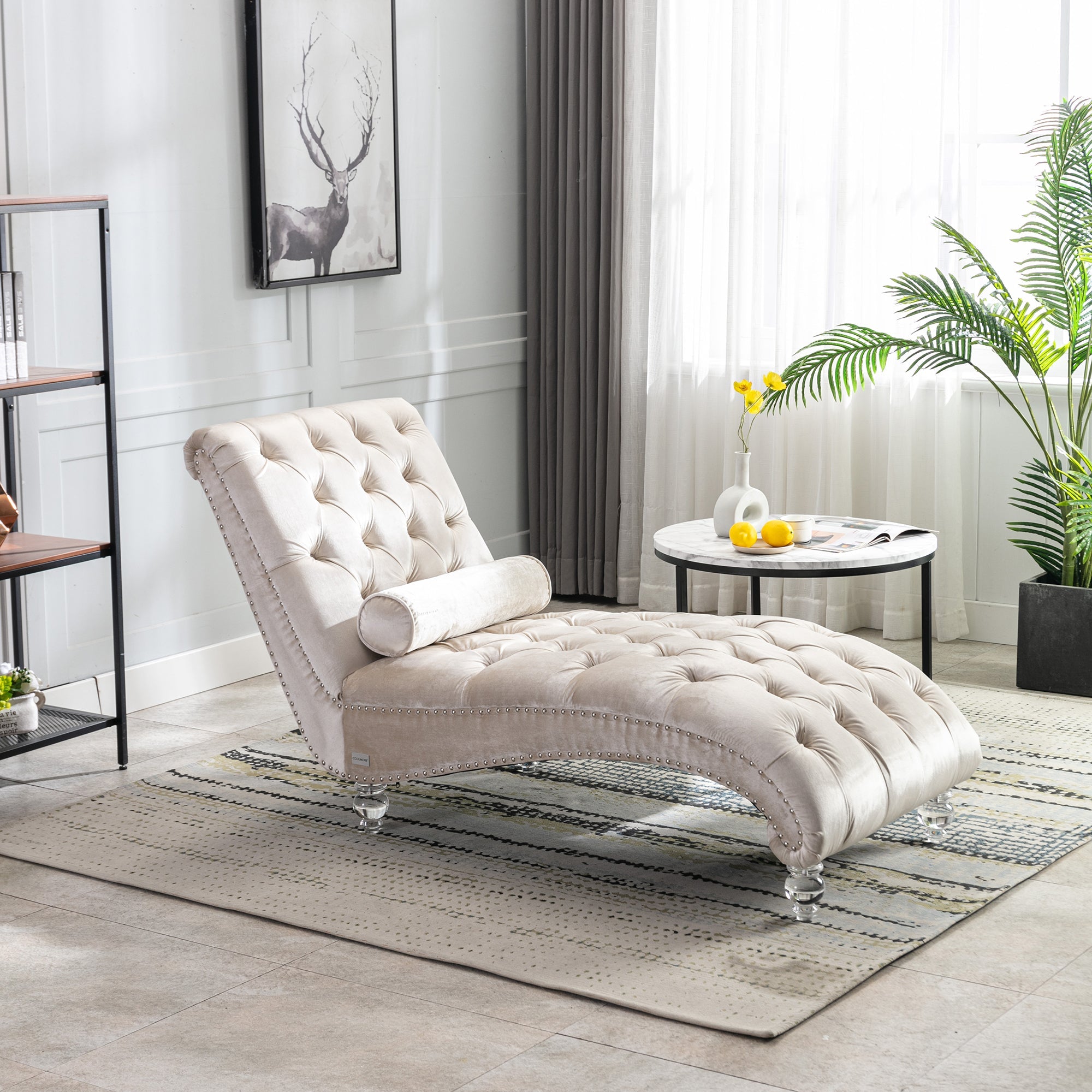 Luxury Tufted Velvet Daybed with Matching Accent Pillow