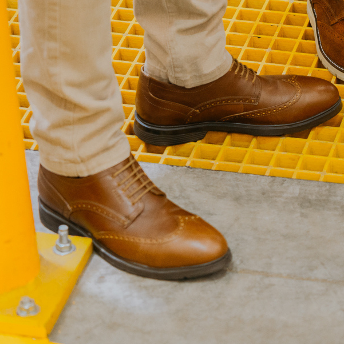 STEEL TOE OXFORD WORK SHOE CAPTAIN AMBER