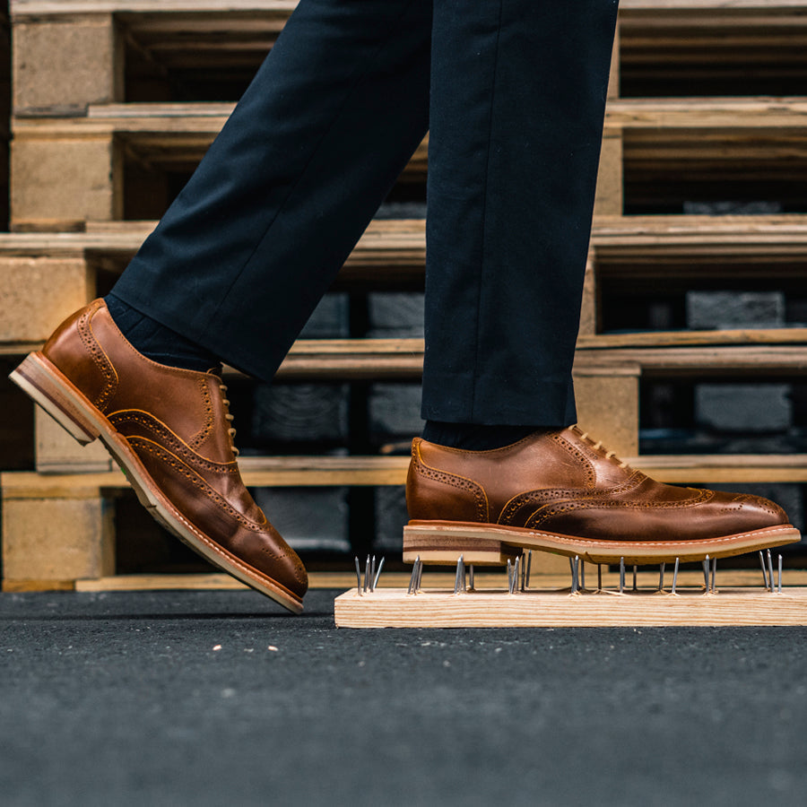 STEEL TOE OXFORD WORK SHOE PILOT AMBER