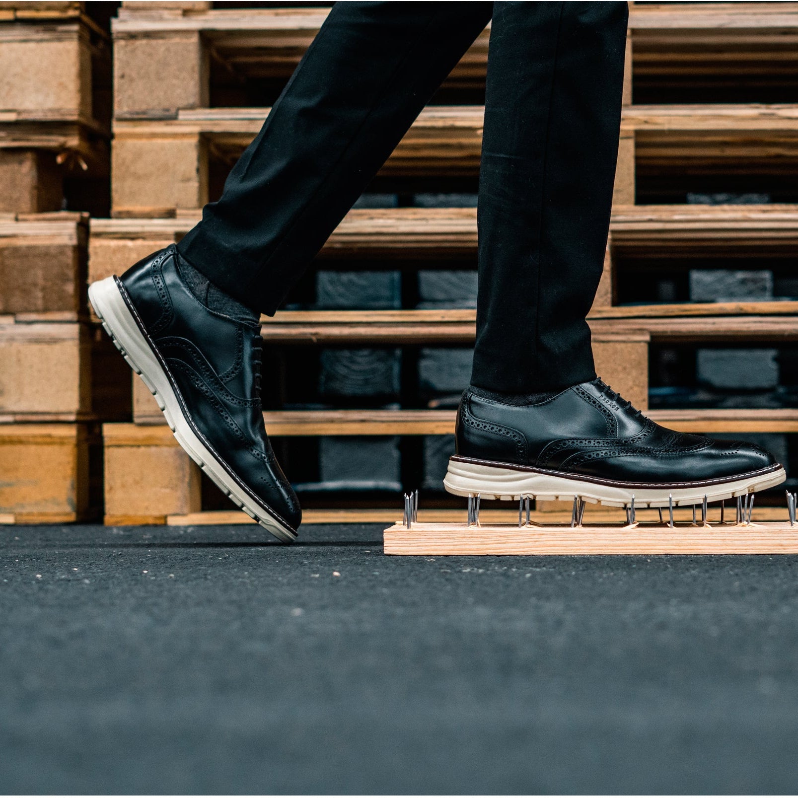 STEEL TOE OXFORD WORK SHOE VOLTA BLACK