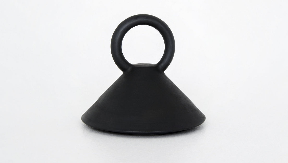Shallow Serving Bowl with Lid Guculia. Shadow