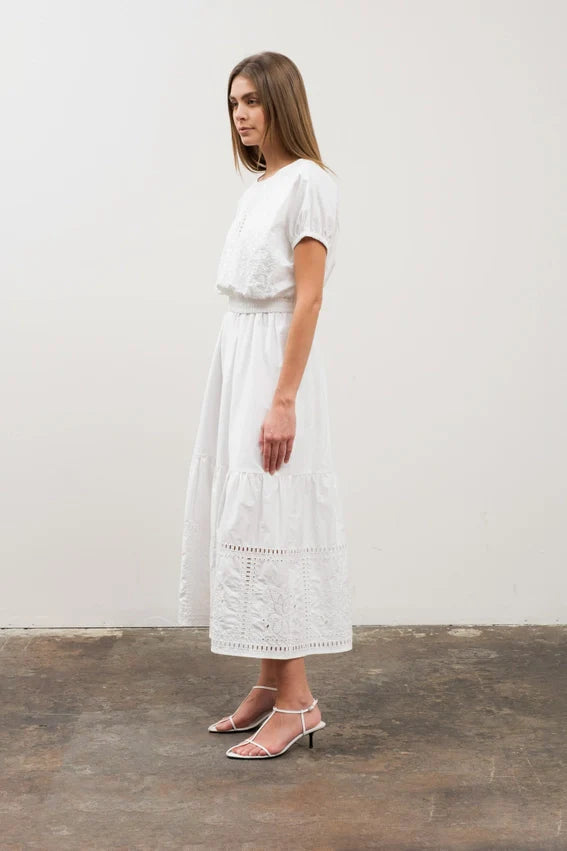 Balloon Hem Eyelet Detail Short Sleeve Crop Top