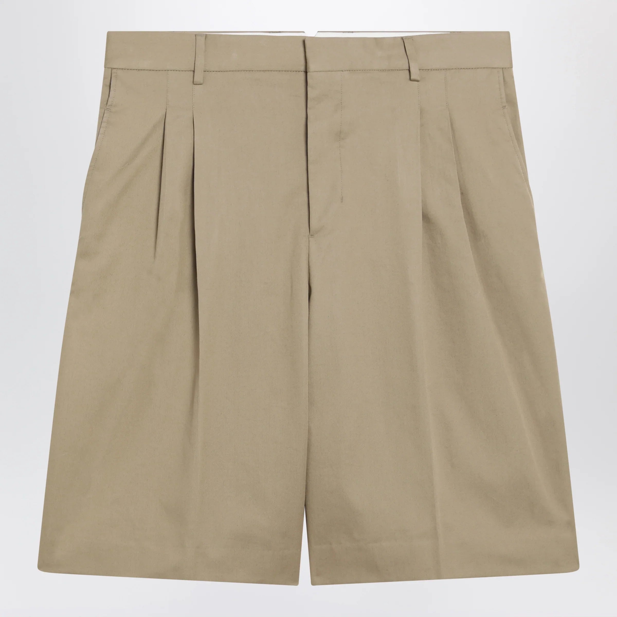 Beige Cotton Pleated Bermuda Shorts for Summer Comfort and Breathability
