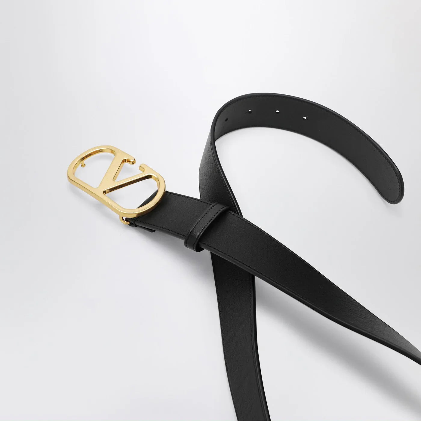 Black Hammered Leather Belt with Gold VLogo Buckle