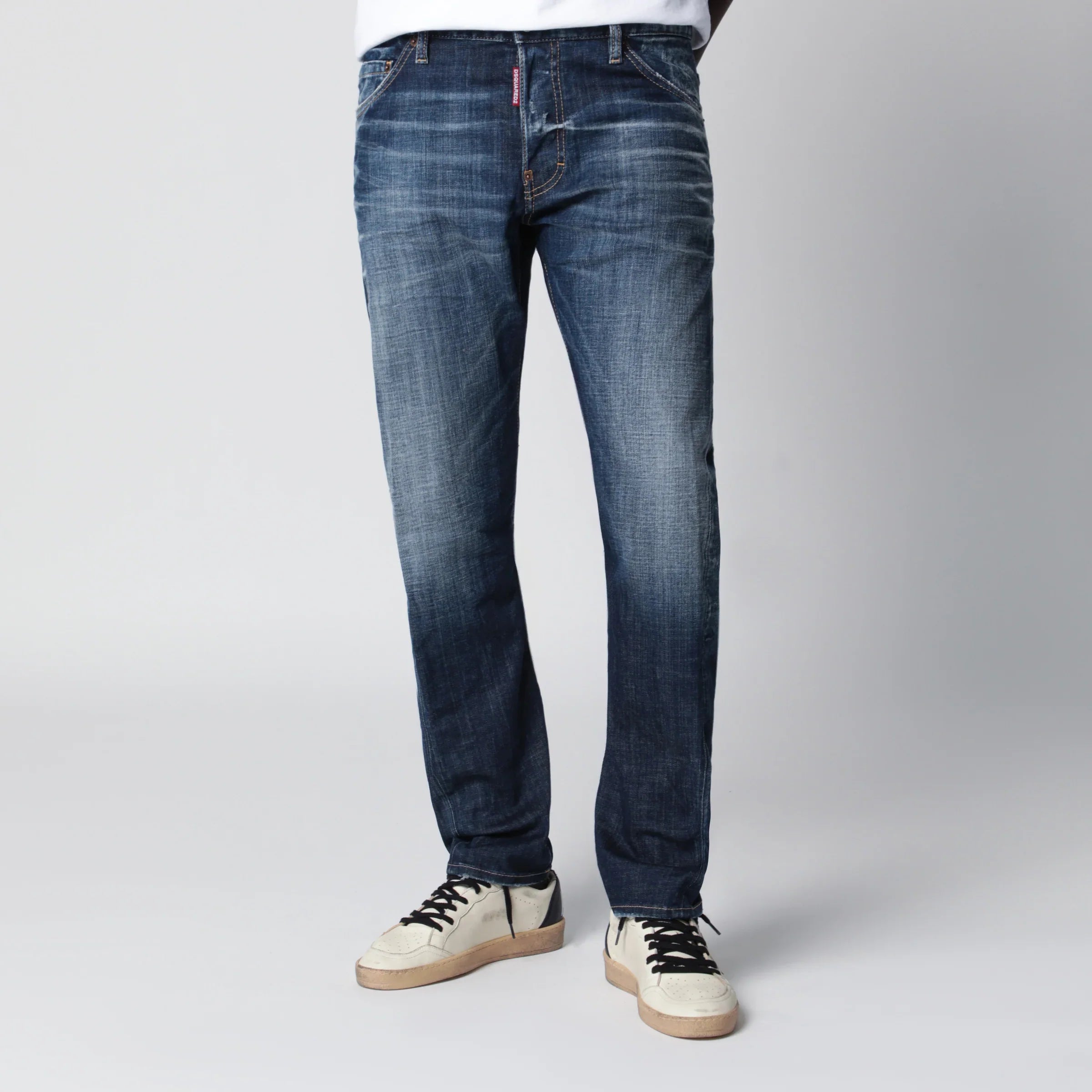 Blue Washed Cotton Denim Jeans for Everyday Comfort