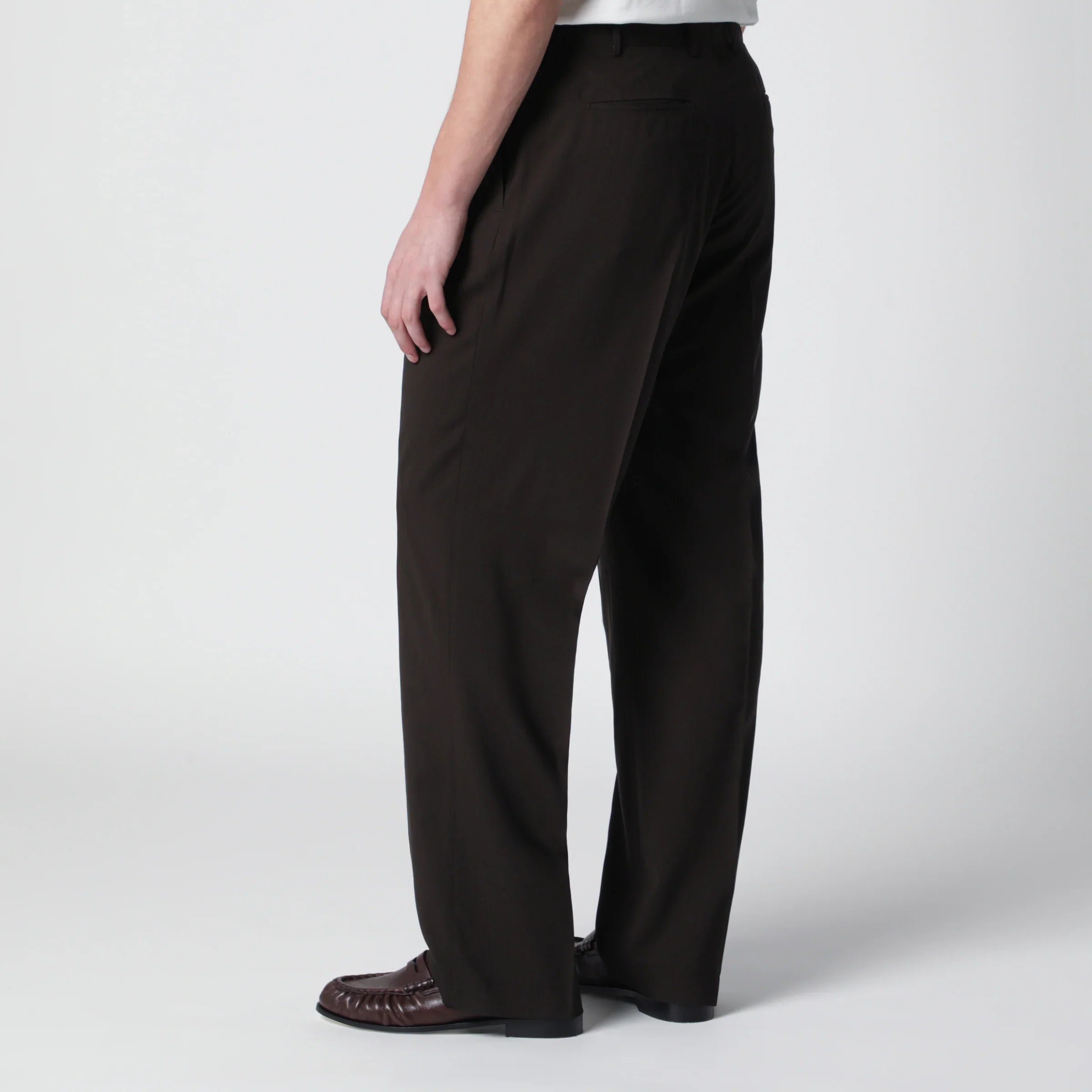 Brown Virgin Wool Comfort Trousers for Everyday Wear